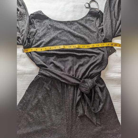 BCBG Paris Women's Sparkly Tied Waist Romper with Split Sleeves size L. - Picture 7 of 12